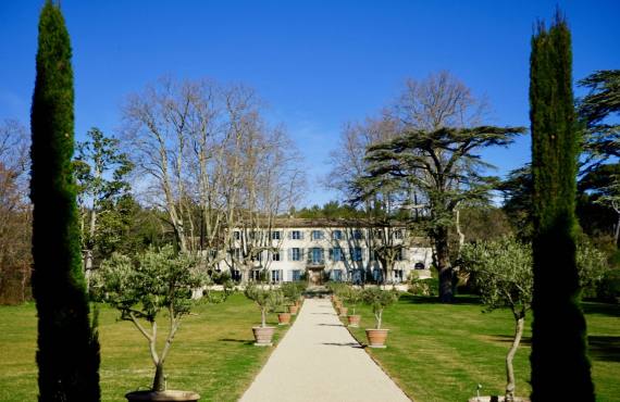 Domaine de Fontenille: Hotel, restaurant et vignoble à Lauris dans le Lubéron (parc)