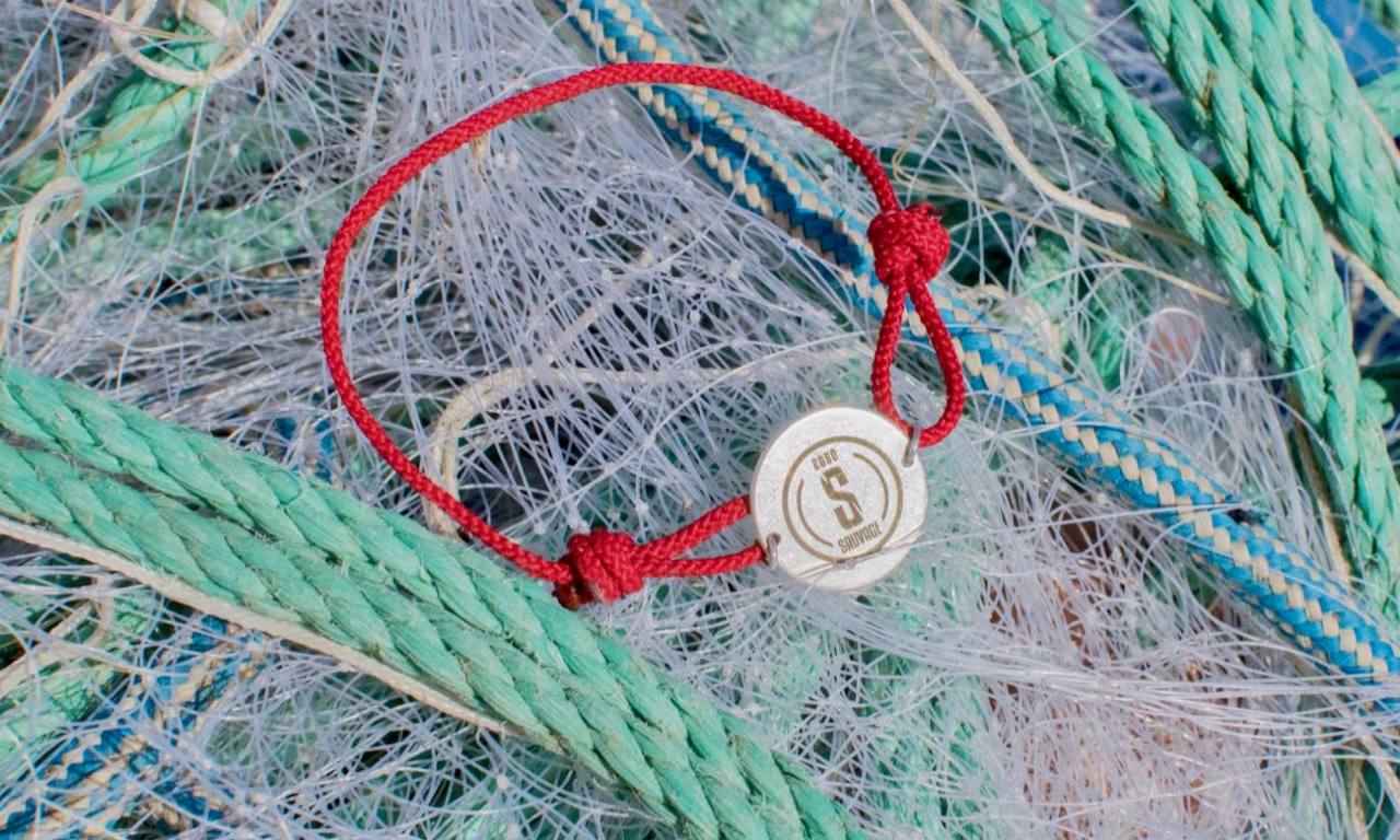 Sauvage, bijoux et accessoires issus du recyclage de déchets marins (bracelet)