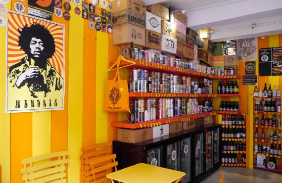 Le Bière Paul Jack, bar et cave à bières artisanales à Aix-en-Provence : 250 références de bière et bar