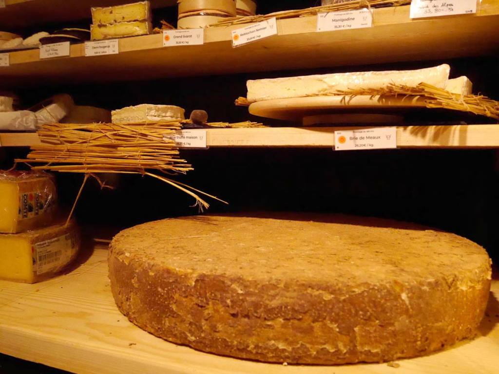 Fromagerie Lemarié, fromagerie à Aix-en-Provence (meule)