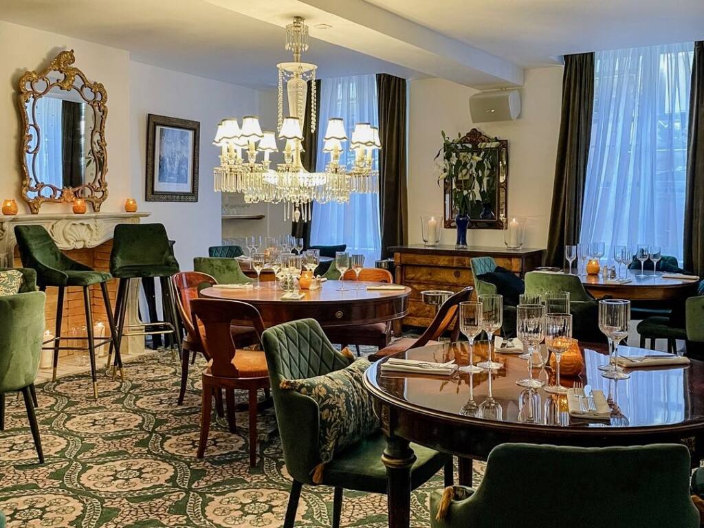 Le Singe Vert: restaurant et bar à cocktails à Aix-en-Provence (salle à manger)