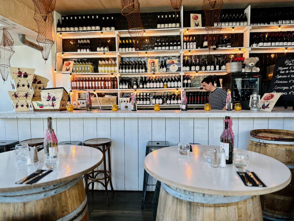 Chez Loulou, Fish and shellfish restaurant in Aix, City Guide Love Spots (interior)