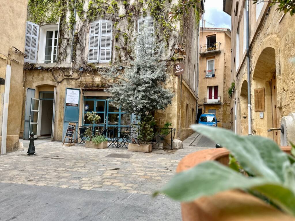 Atelier 8 - Atelier 8, pottery courses in Aix-en-Provence - City Guide Love Spots (exterior)