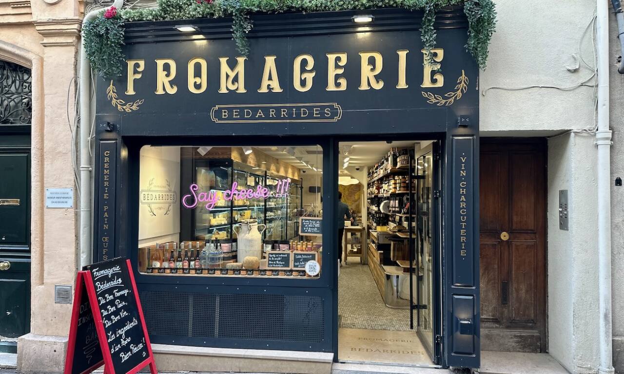 Fromagerie Bedarrides : Fromages, vins et épiceries fine à Aix-en-Provence (Devanture)