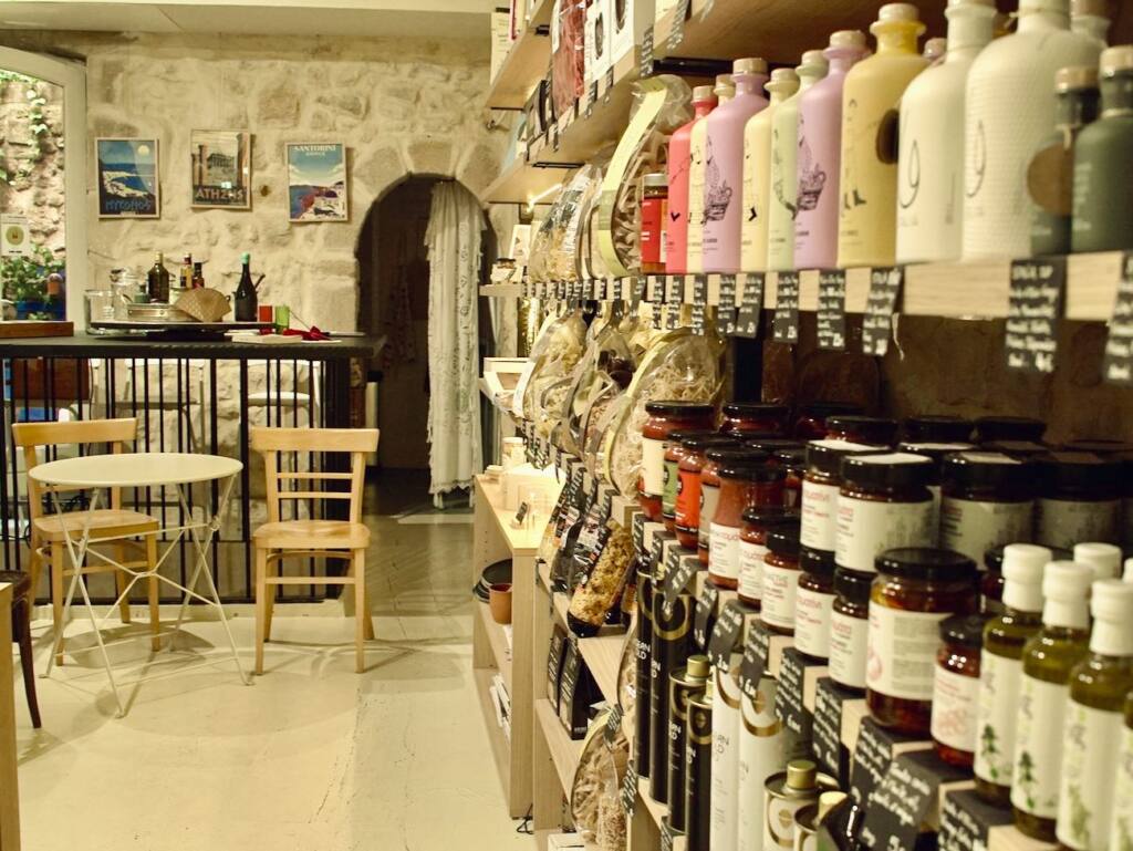 Eléa : épicerie fine grecque à aix-en-Provence (rayonnages)