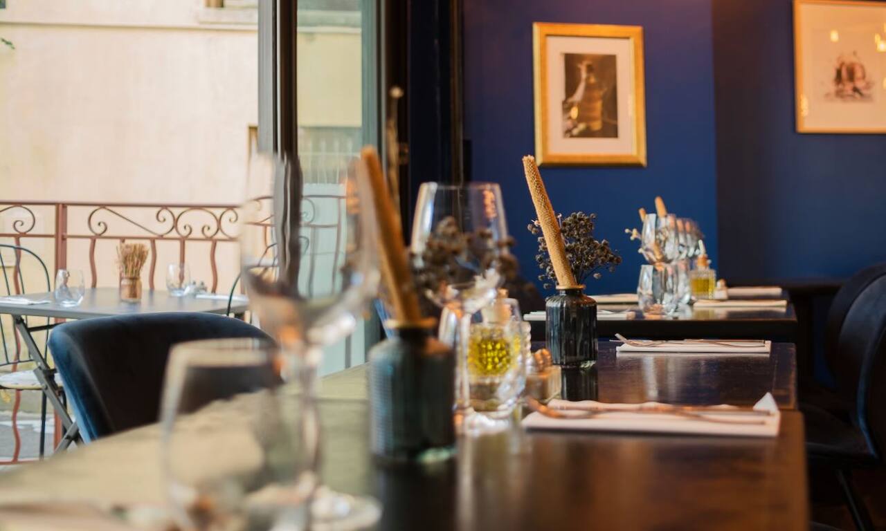 Lou mao : restaurant à Aix-en-Provence (verres))