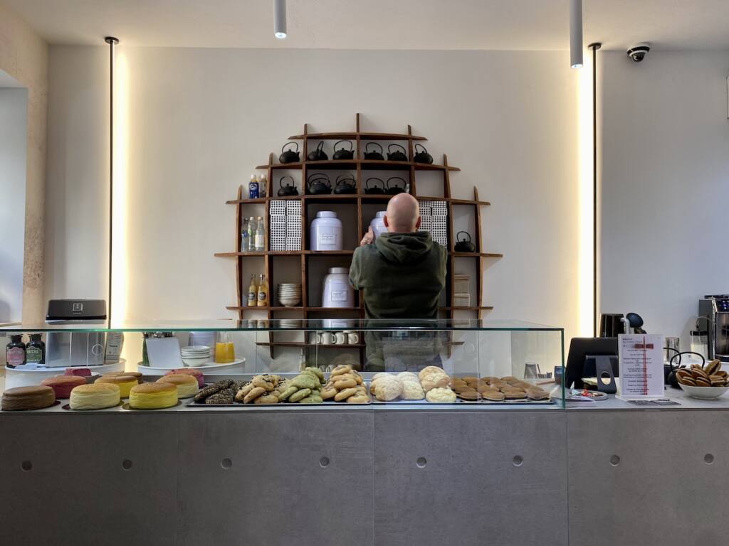 Maison Mooks : salon de thé et patisserie japonaise à Aix-en-Provence (comptoir)