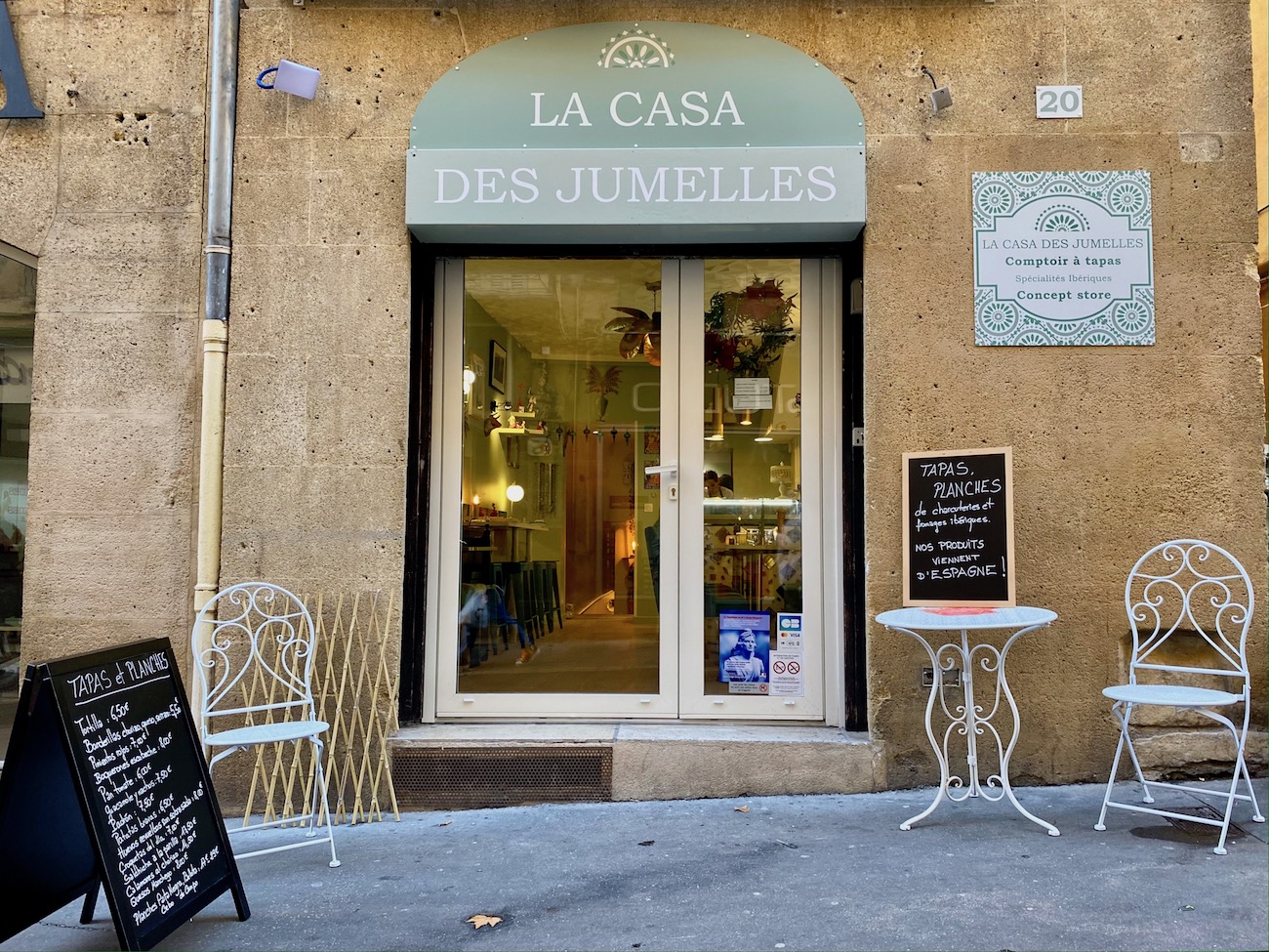 La Casa des Jumelles - Tapas and decorative objets in Aix-en-Provence - City Guide Love Spots (frontage)