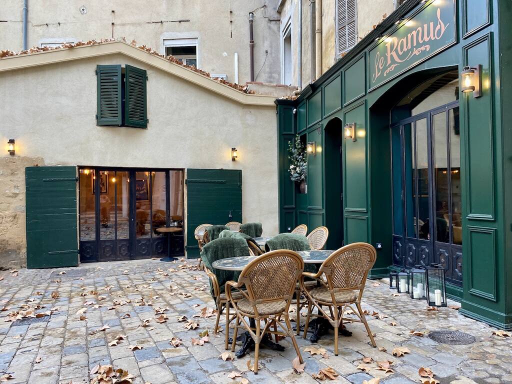 Le Ramus - Bistro with French and Provençal cuisine in Aix-en-Provence - City Guide Love Spots (front)