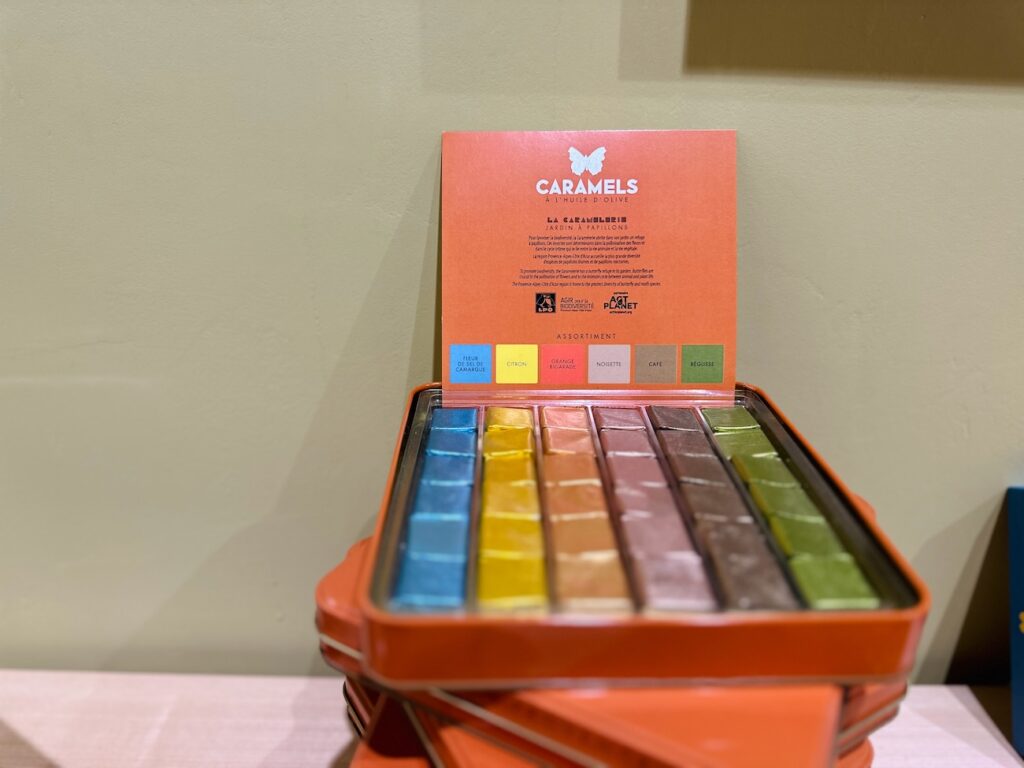 Caramel & Cie est une confiserie au cœur d’Aix-en-Provence réputée pour sa gamme variée de caramels (caramels)