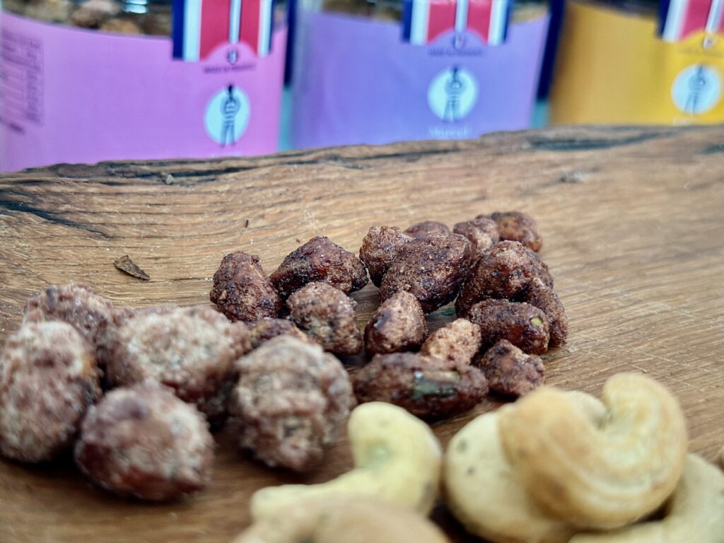 Monsieur Praline est une confiserie artisanale spécialisée dans la praline sous toute ses formes à Aix-En-Provence(pralines)