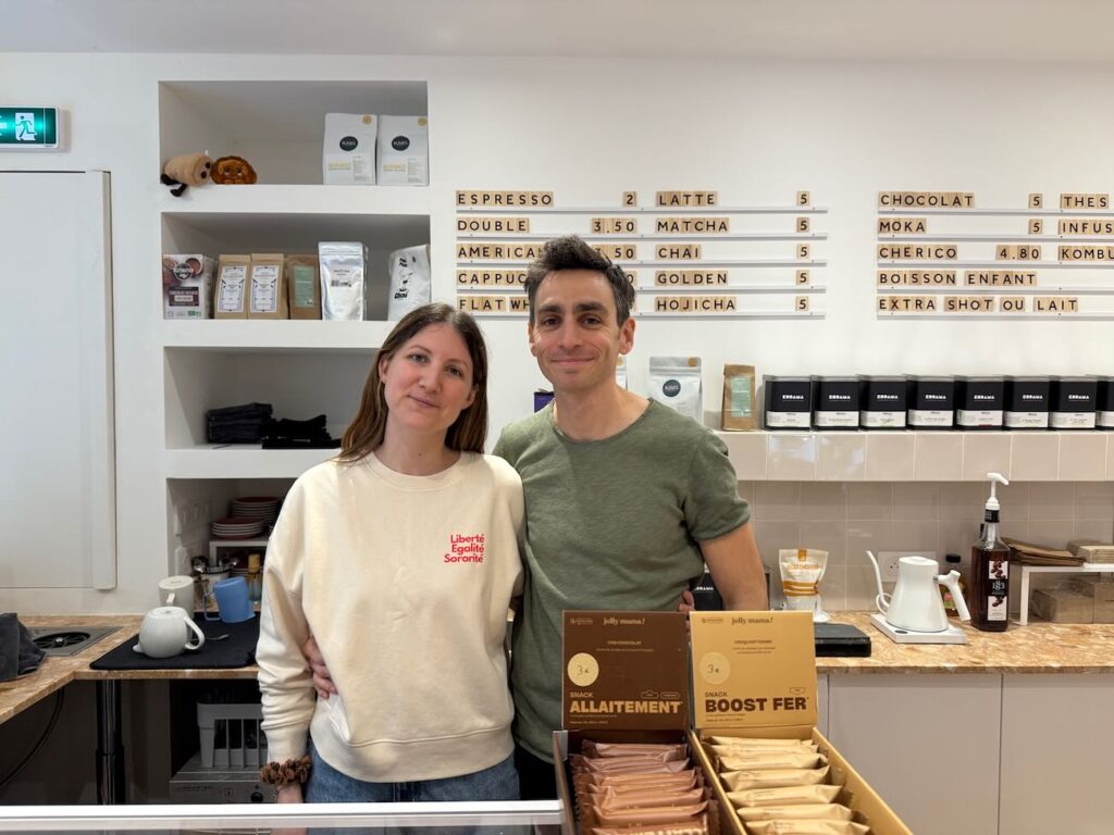 Café Yoyo est un coffee shop pour toute la famille qui propose du café de spécialité et un espace de jeu pour les enfants. (marie charlotte et pierre antoine)