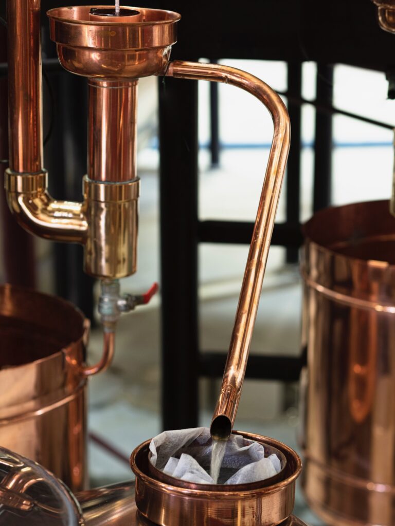 Maison Solignac : vodka artisanale d'exception produite à Aix-en-Provence (alambic)