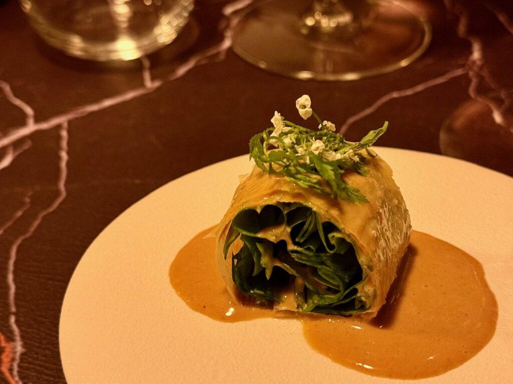 Bistro Wu à Aix-en-Provence propose une expérience gastronomique unique, alliant raffinement chinois et produits de saison. (amuse-bouche)