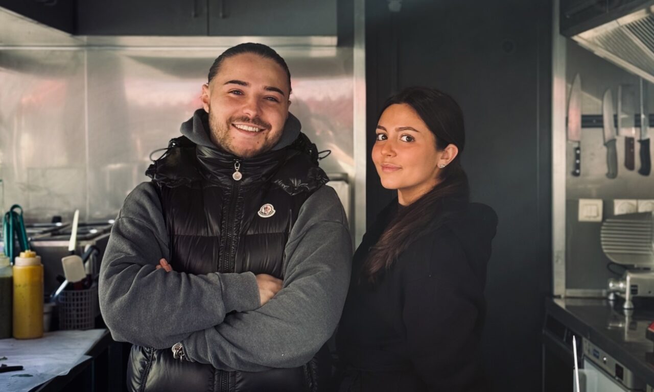 Chez Barth est une sandwicherie artisanales située place des prêcheurs à Aix-en-Provence. (Marilou et Mathis)