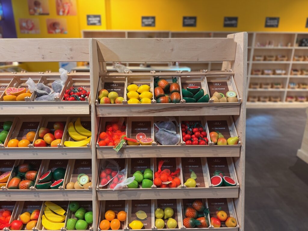 Paloma est un parc ludo-éducatif pour enfant de 0 à 10 ans qui décline dans une mini ville 7 univers. (Palo market)