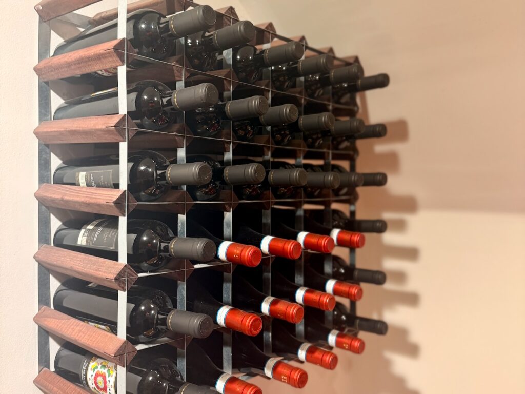 Piu Pasta est un comptoir à pâtes fraîches situé dans le centre ville d'Aix en Provence où l’on compose son assiette de A à Z. (vin)