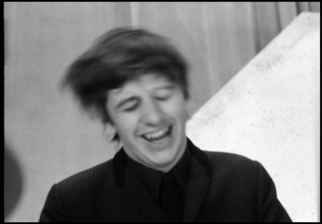 Avec l’exposition "Eyes of the Storm" au Musée Granet d'Aix-en-Provence, découvrez des photographies inédites de Paul McCartney retraçant l’ascension des Beatles et les années 1963-1964