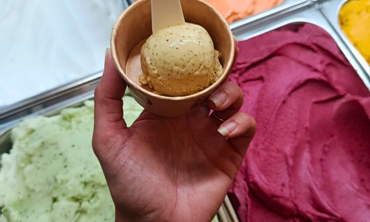 À Aix-en-Provence, le glacier artisanal Frèto fait fondre les gourmands avec ses glaces ultra crémeuses, ses parfums bien sentis et ses toppings maison (pot)
