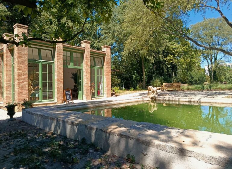 Restaurant saisonnier à Aix-en-Provence, l’Orangerie de Cézanne propose une cuisine ultra fraîche dans le cadre enchanteur de la Bastide du Jas de Bouffan (extérieur)